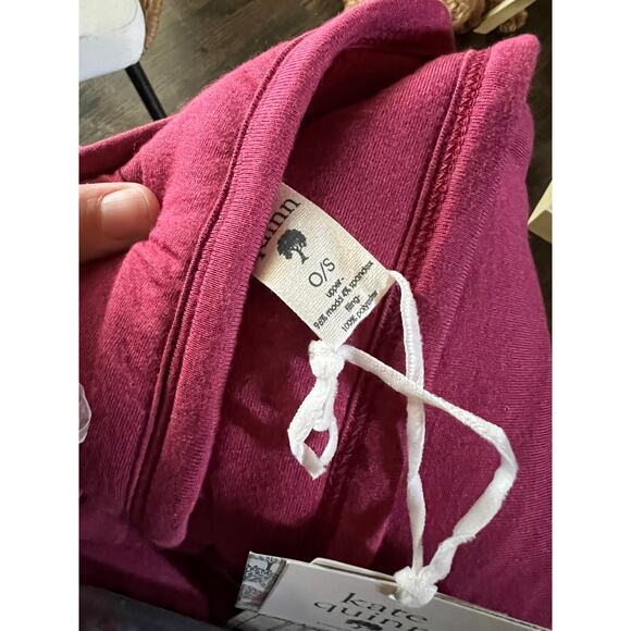 NWT Kate Quinn Wild Ginger Red Maroon Modal Circle Quilt - Picture 2 of 3